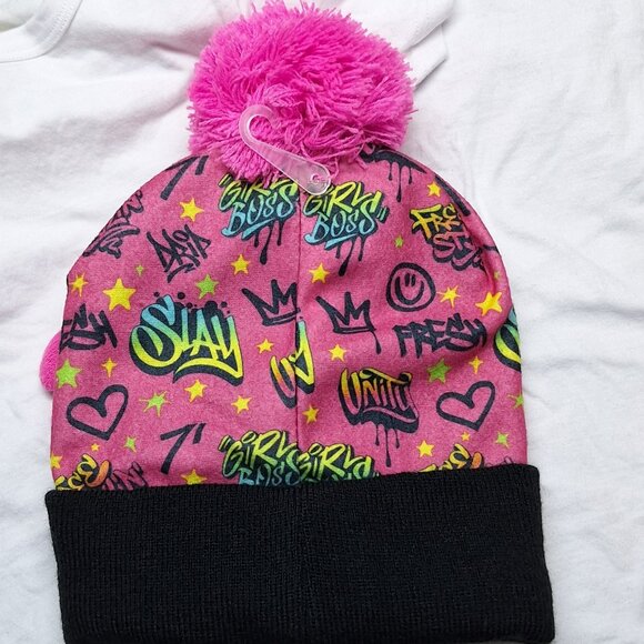 That Girl Lay Lay Beanie Toque Hat Set With Gloves OS Youth - Picture 3 of 6